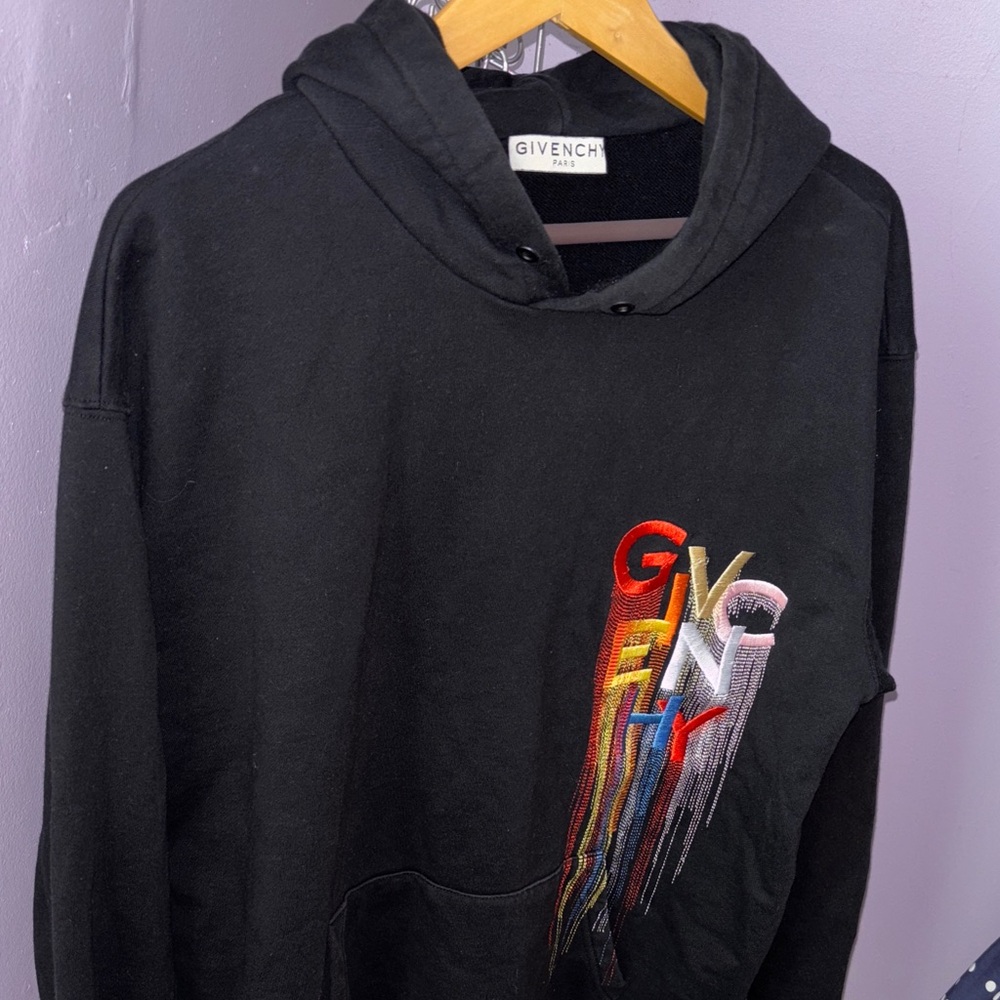 Flash sale 🎉 Givenchy Paris Cotton Pull Over Hoodie with Multicolor Drip Logo - Picture 5 of 11